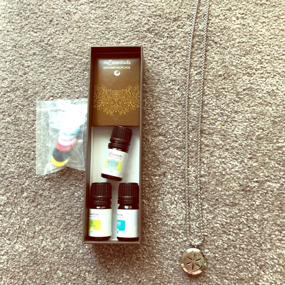 Essential oil diffuser necklace